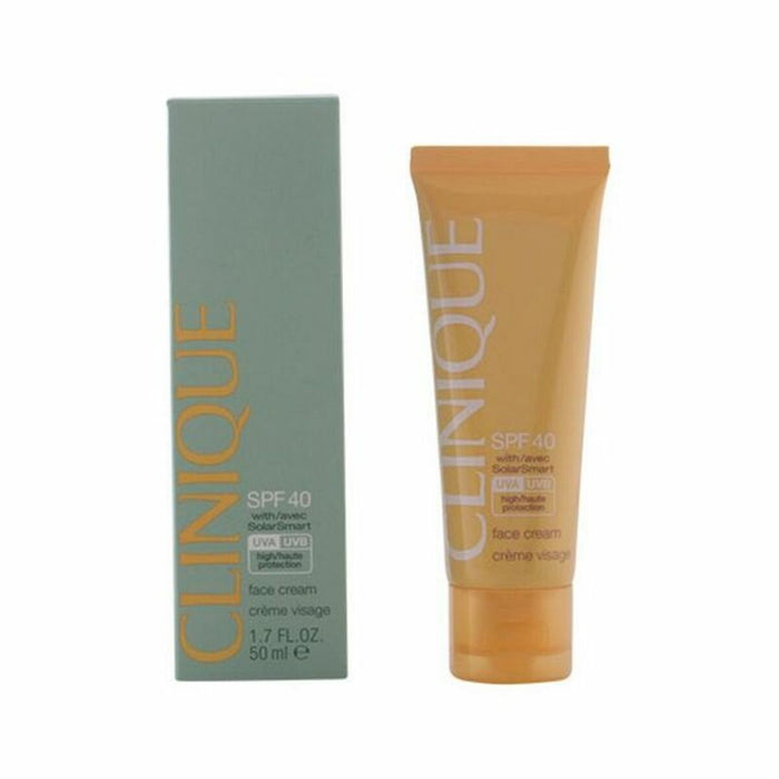Gezichtszonnecrème Clinique SPF 40 (50 ml) (Uniseks) (50 ml)